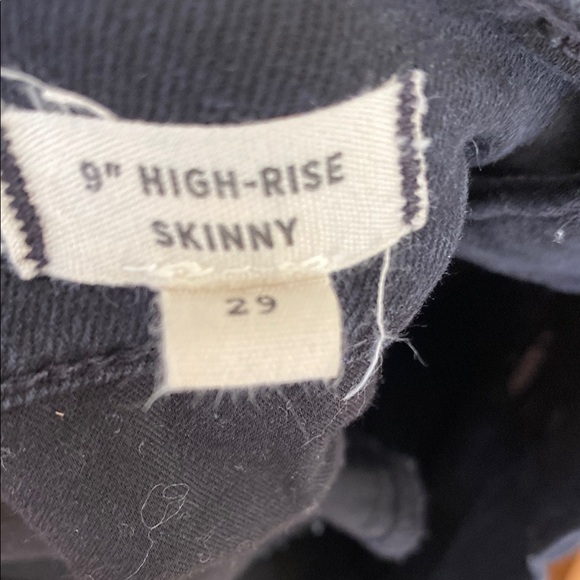 Madewell 9” High Rise Skinny Black Jeans - Picture 5 of 5